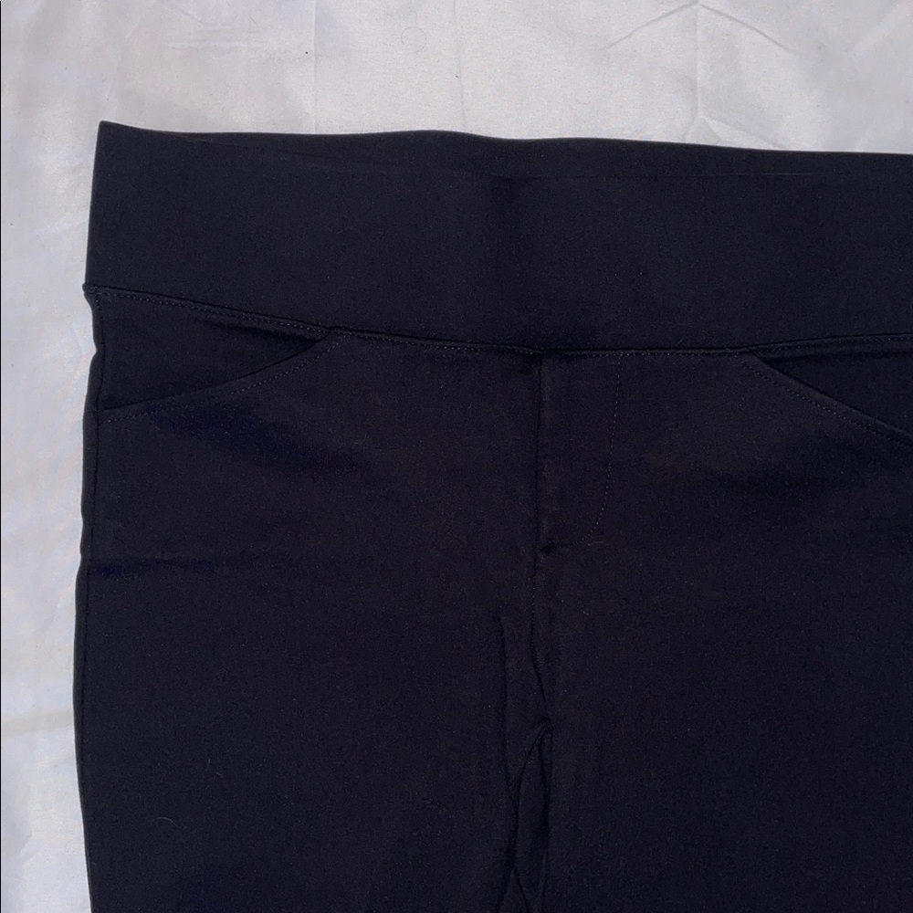Torrid Pixie Pants Cropped Nwot - image 2